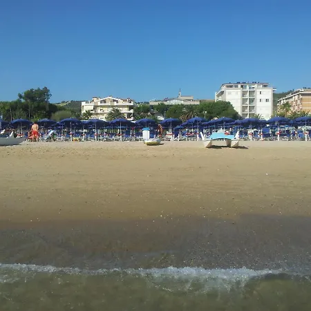 Monolocale Rosburgo 2 *